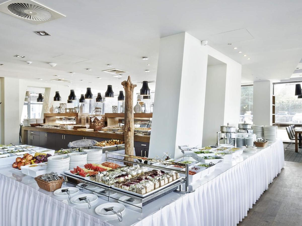 Апартаменты Vacationclub - Seaside Apartament 108 Колобжег Экстерьер фото