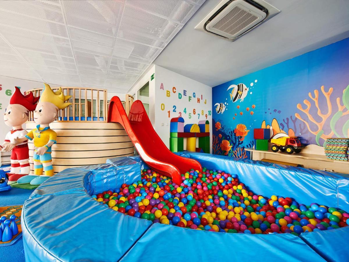 Апартаменты Vacationclub - Seaside Apartament 108 Колобжег Экстерьер фото
